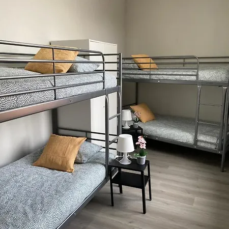 Plantin 3 Sleeping 2 Bathrooms. Apartment
