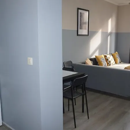 Plantin 3 Sleeping 2 Bathrooms. Apartment