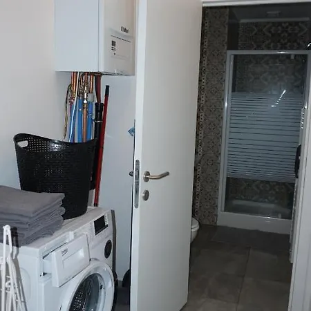 Apartment Plantin 3 Sleeping 2 Bathrooms. *